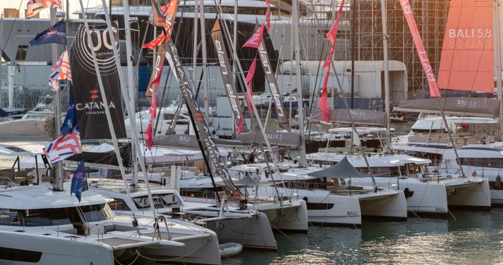 SAILING_WORLD_2_2400px