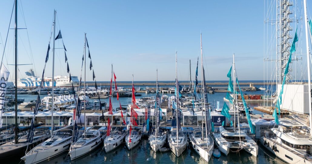 SAILING_WORLD_5