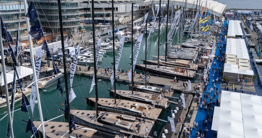 SAILING_WORLD_8_2400px SAILING_WORLD_8_2400px